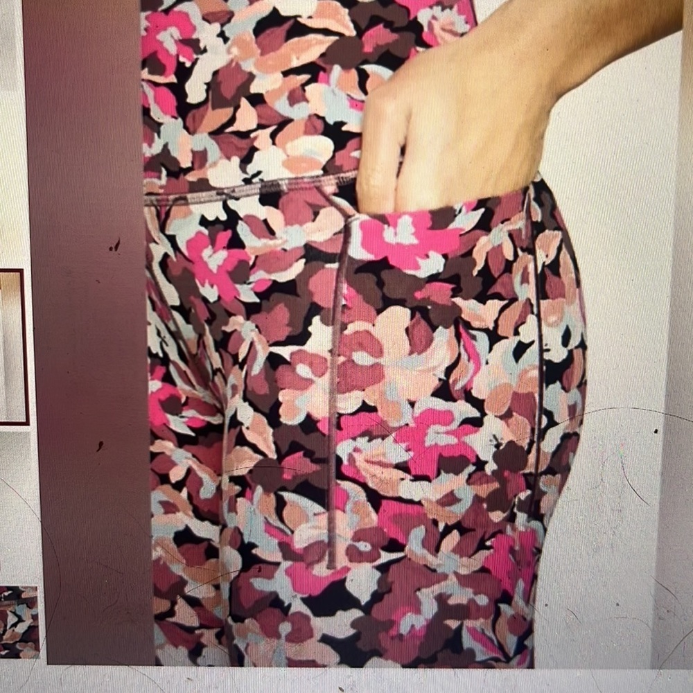 Athleta Pink Camo Leggings - Picture 4 of 7